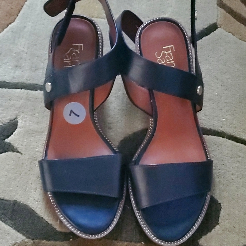 Block heels shoes